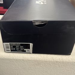 Nike Air Force 1 07’ LV8 Never Worn