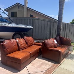 LEATHER SOFA MUST GO