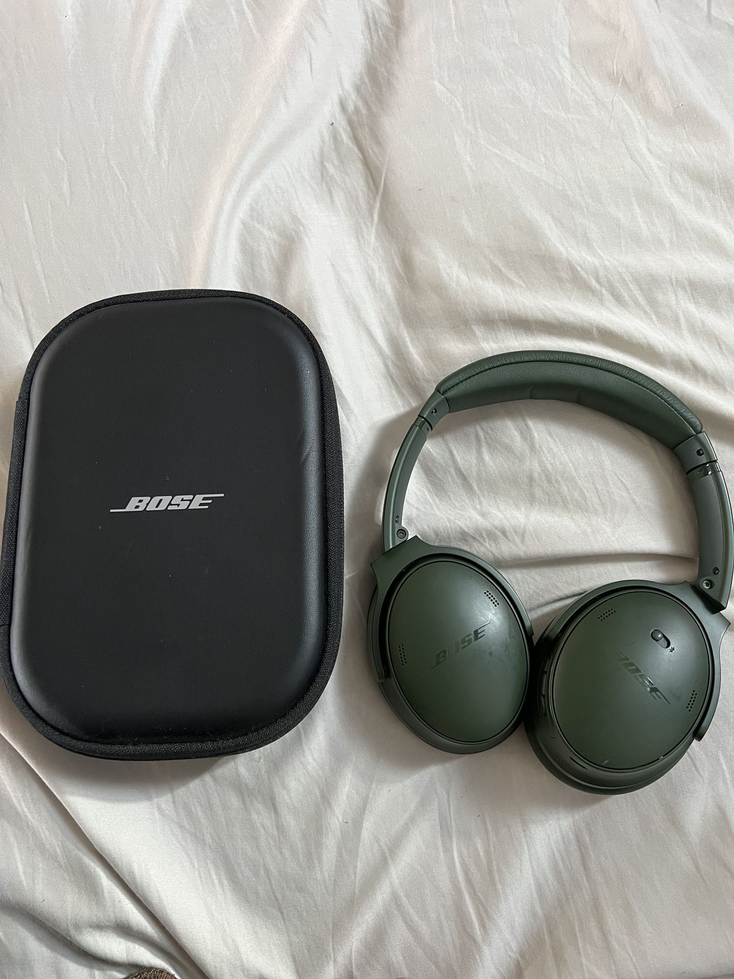 Bose Noise Cancelling Headphones