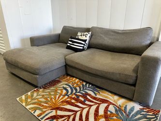 GRAY SECTIONAL COUCH W/ FREE DELIVERY