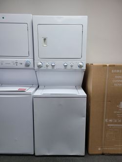 Washer and dryer 27" stackable