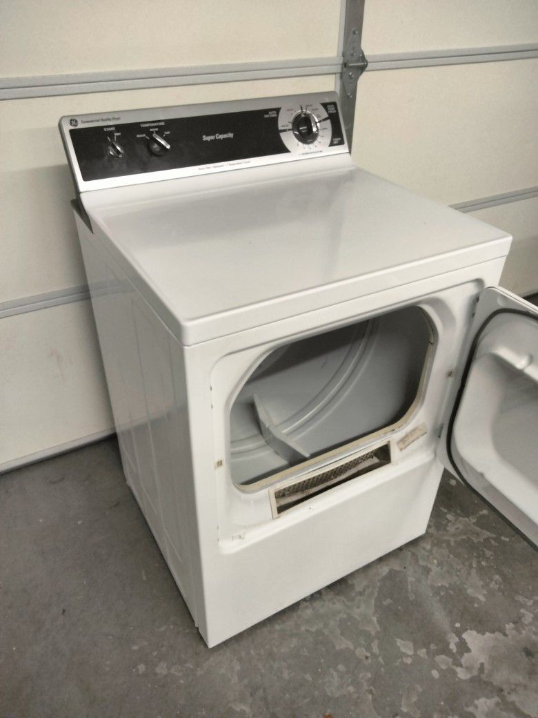 GE Commercial Quality, Heavy Duty, Super Capacity, Electric Dryer 