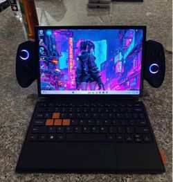 ONEXPLAYER X1 PRO 8840U 32GB RAM 2TB