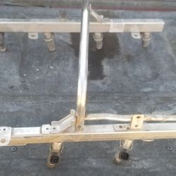 LS Square Fuel Rails And Injectors 5.3 6.0