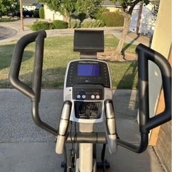 Pro Form Elliptical (1120E)