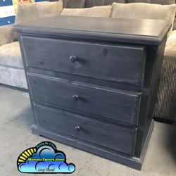 Three Drawer Grey Pinewood Chest Dresser Cajonera 
