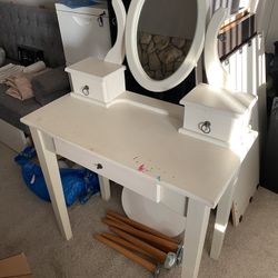 Kids Vanity Desk with Mirror, White