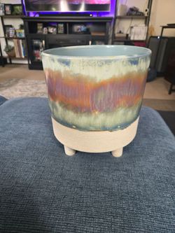 Pretty ceramic pot