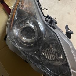 g37 coupe headlight NO BALAST OR HID BULB