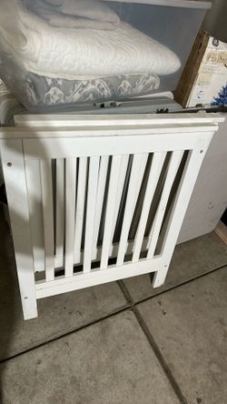 White Crib