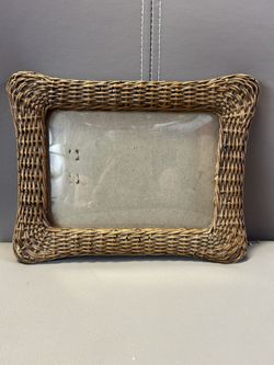 Wicker Woven Brown Rectangular Photo Frame, 5x7 in, Freestanding, 1 Photo