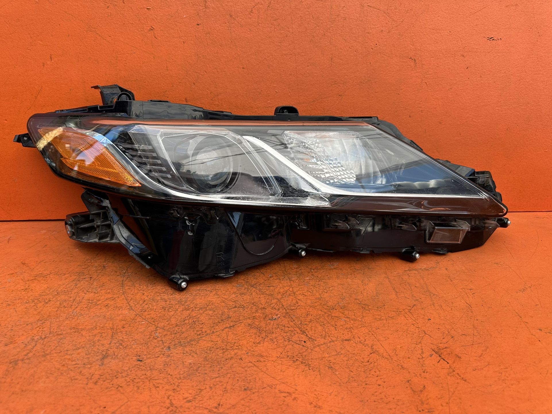 2018 2019 2020 Toyota Camry Right Passenger Side Halogen Headlight W LED OEM