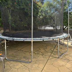 Trampoline 10ft Diameter