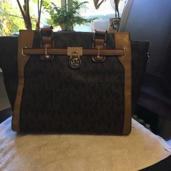 Original Michael Kors  Solo La Use 2 Ovaciones 