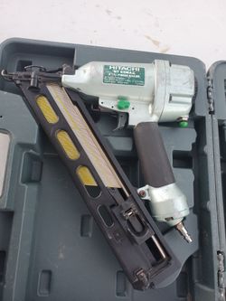 HITACHI  $90