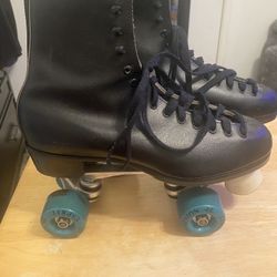 Roller Skates- Riedell