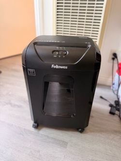 Fellowes 1200C 12-Sheet Cross-Cut Shredder 🗂️✂️