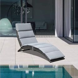 Folding Poolside Chaise Lounge Bed Recliner New