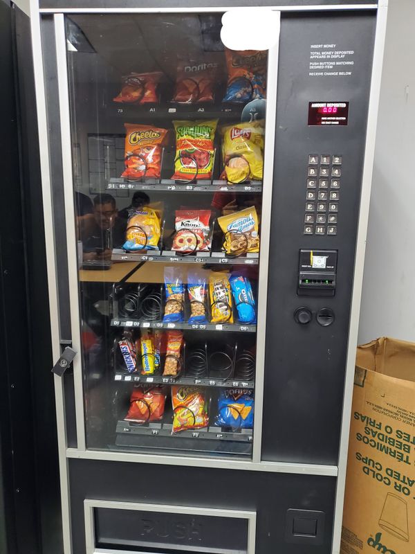 3114 FSI snack vending machine for Sale in Houston, TX OfferUp