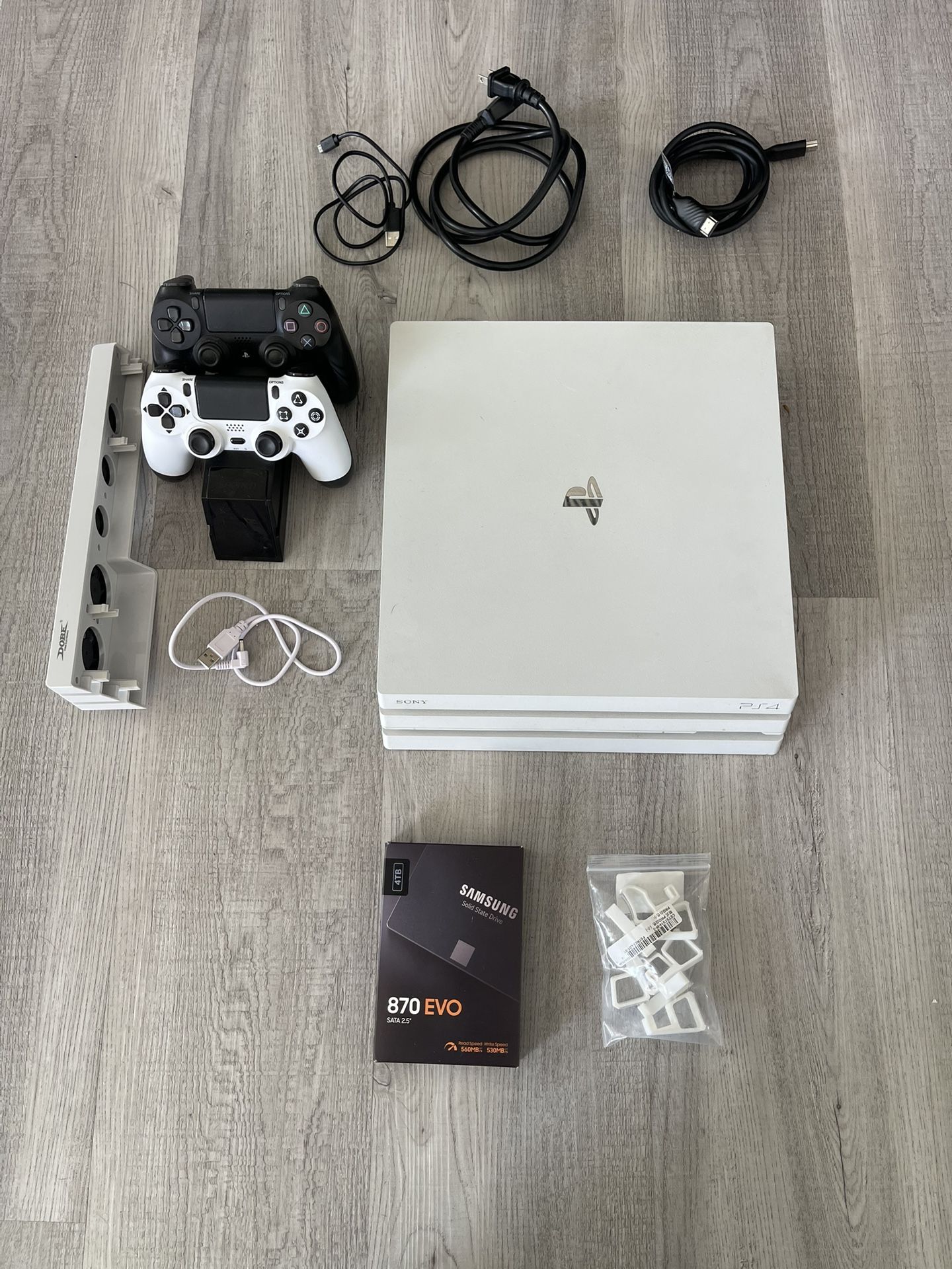 PS4 pro White (rare) 4TB  w/ 1 Game (OBO)