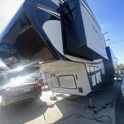 2014 Raptor Toy Hauler 