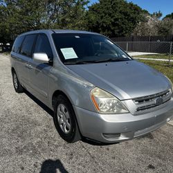 2006 Kia Sedona