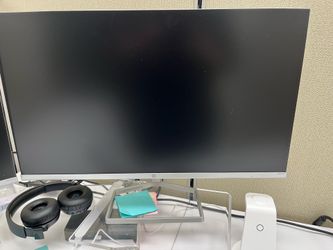 23.8” HP M24FW Monitor