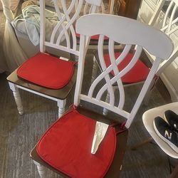 4 Dining chairs