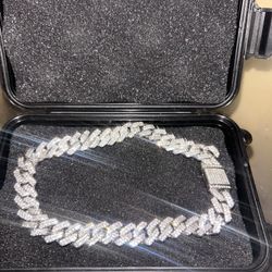 Moissanite Cuban Bracelet 