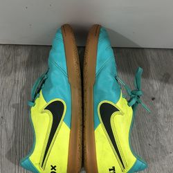 Nike Tiempo Rio III IC Soccer Size 6Y