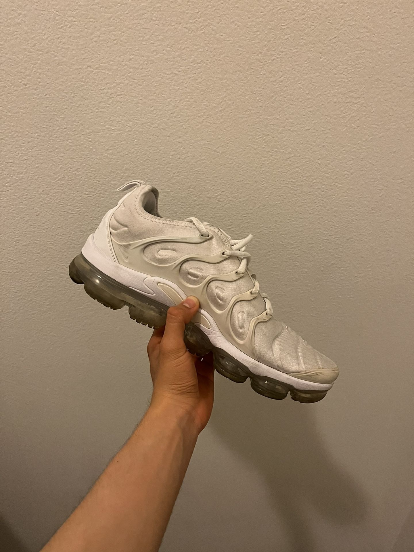 Vapor Max Plus ‘White Platinum’