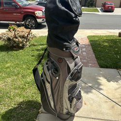 Golf Bag With Set Of Clubs 