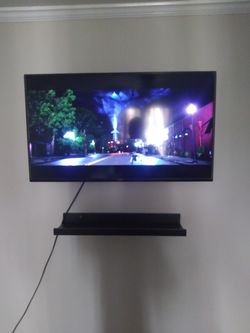 40 inch vizio smart tv with wall mount NEED GONE TODAY