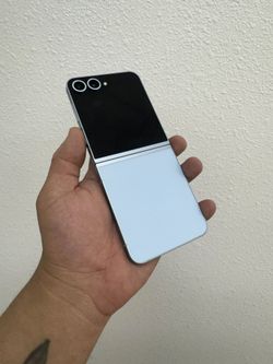 Galaxy Z Flip 6 6.7" (Unlocked) 512GB Blue Premium Pre-owned