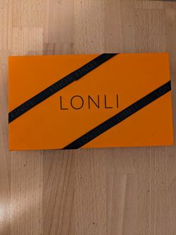 Lonli Iphone 17 Case