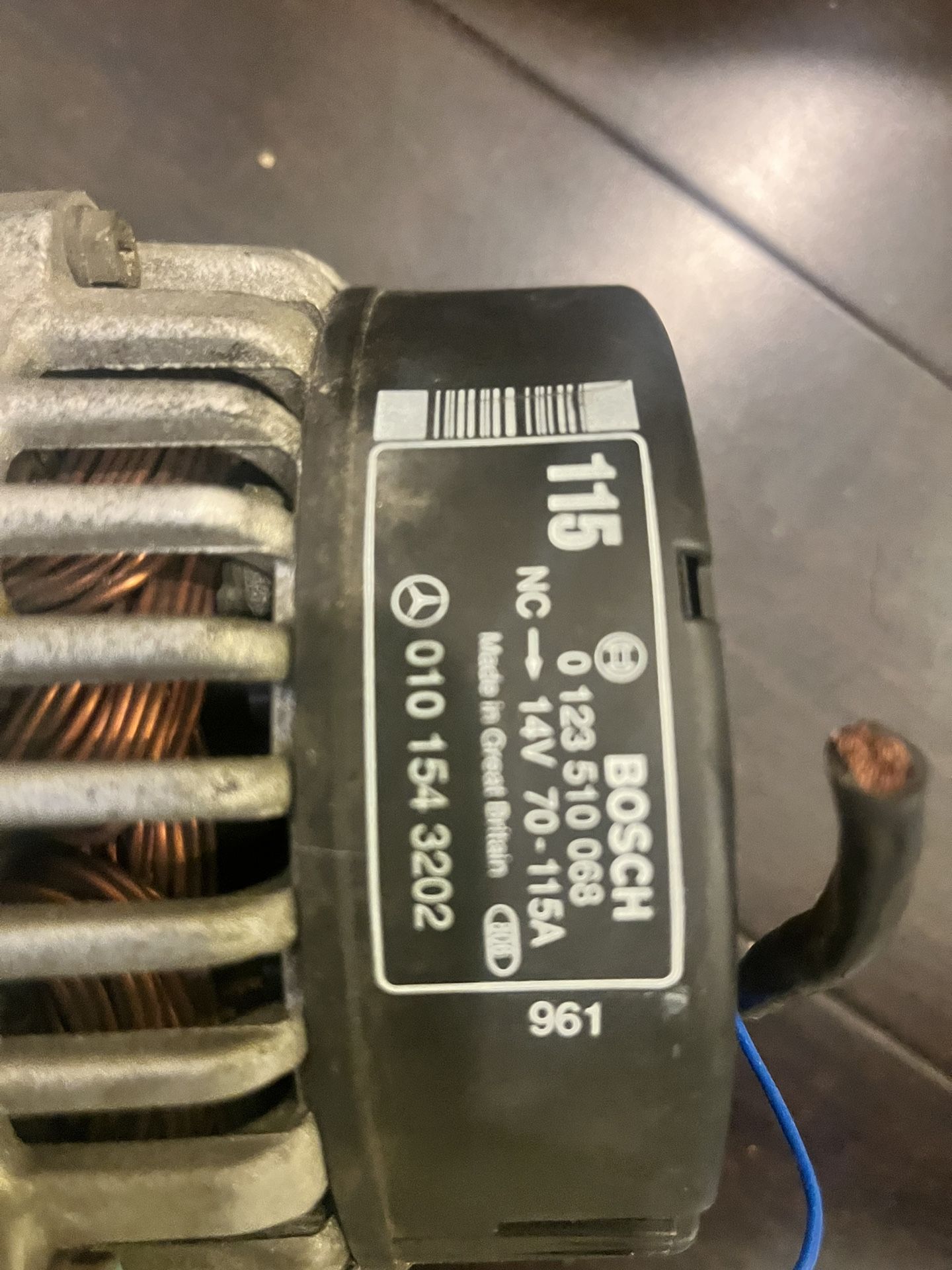 Mercedes Benz Alternater