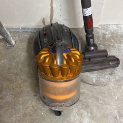 Dyson DC39 Vacuum 