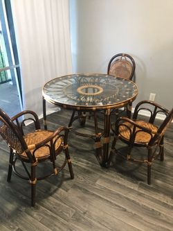 Kitchen table