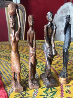 AFRICAN ARTIFACTS WOOD SCULPTURES LOVERS