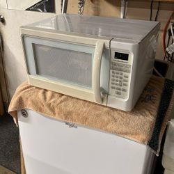 Hamilton Beach Microwave