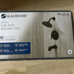 Glacier Bay Oswell Tub & Shower Set - Matte Black NEW