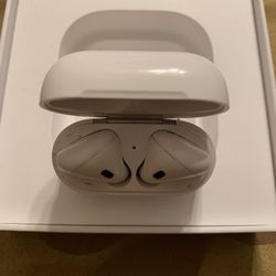 AIRPODS