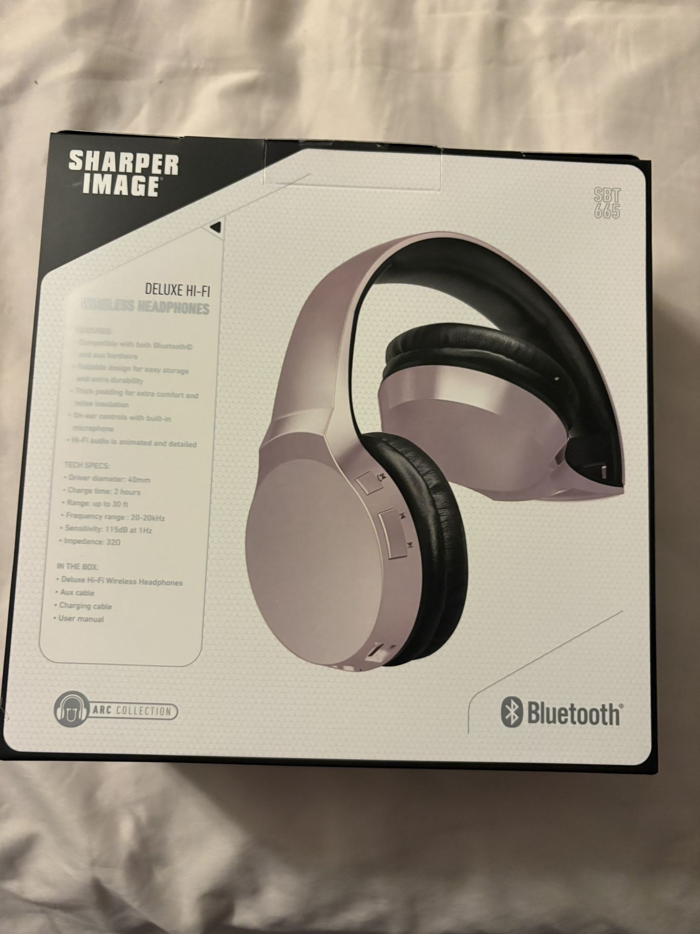 Deluxe Hi-Fi Bluetooth headphones