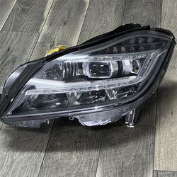 2012-2014 W218 C218 CLS63 CLS550 MERCEDES BENZ CLS XENON HEADLIGHT OEM LEFT DRIVER SIDE BARE WITHOUT MODULES