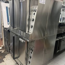 Used Like New Convection Oven