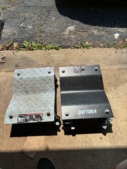 Steel vehicle dollys