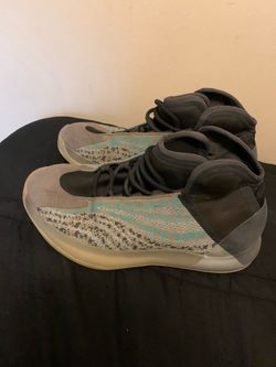 Yeezy size 9