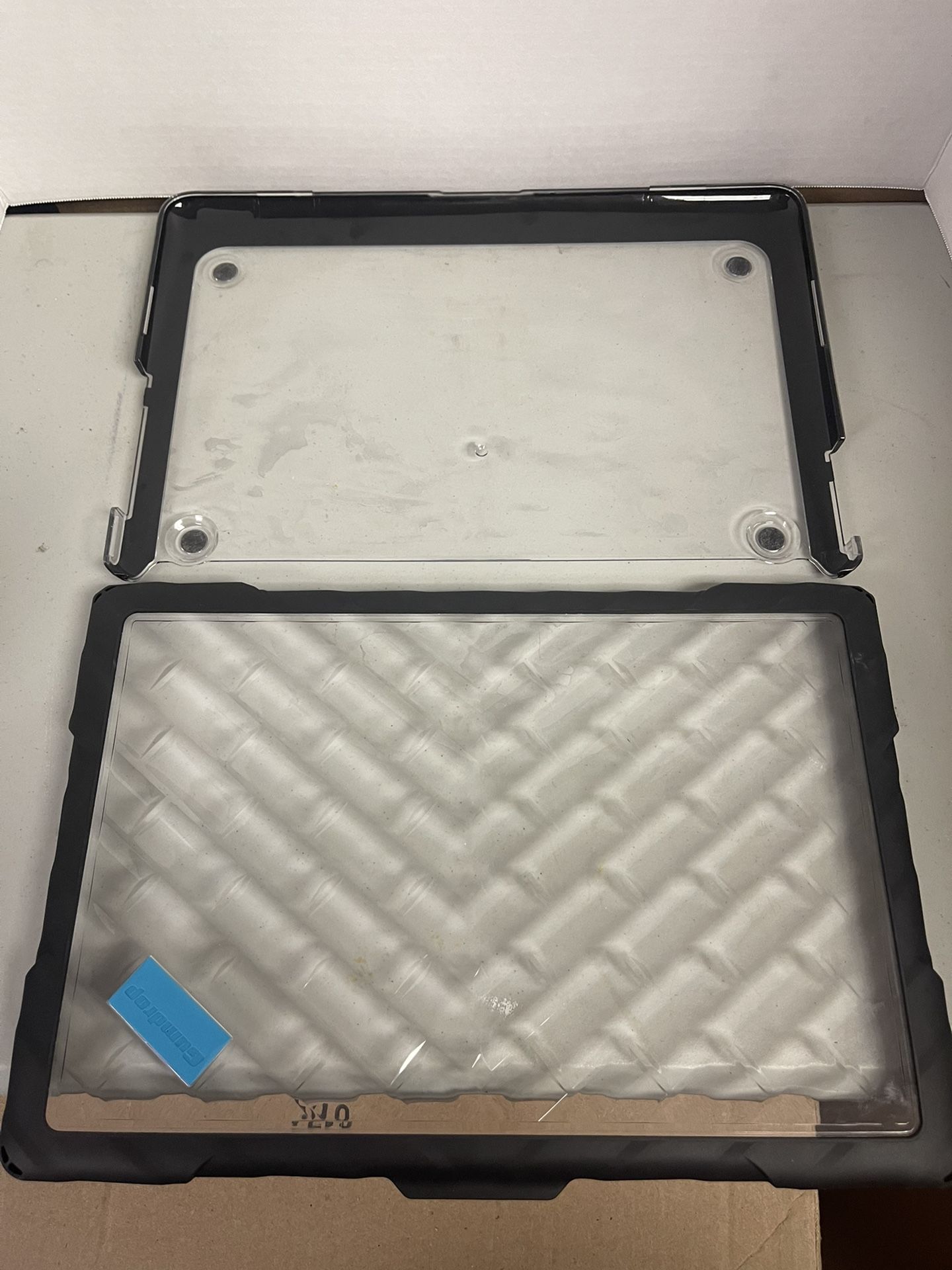 Gumdrop Laptop Case