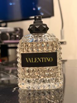 Valentino Uomo Born in Roma Yellow Dream