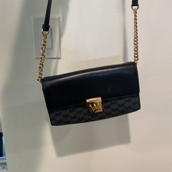 Micheal Kors Purse